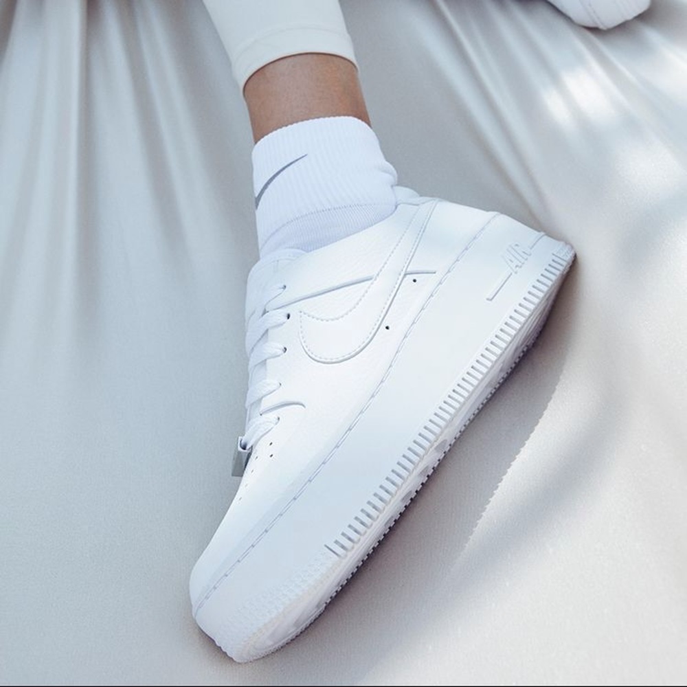 Nike Air Force One Sage Low Women’s
